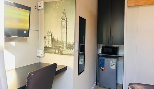 Comfort Room, 1 Double Bed, Roll-in Shower, Non Smoking