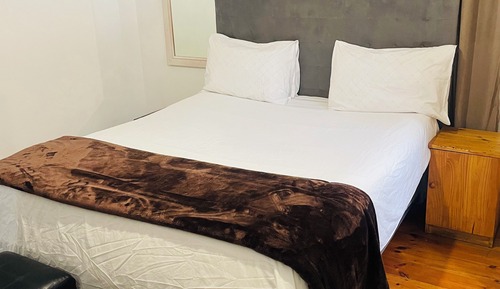 Comfort Room, 1 Bedroom, Non Smoking, Corner