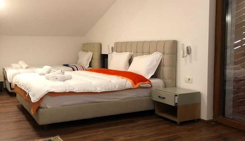 Family House, 4 Bedrooms