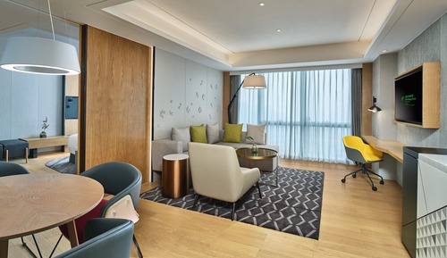 Suite, 1 Bedroom (High Floor)