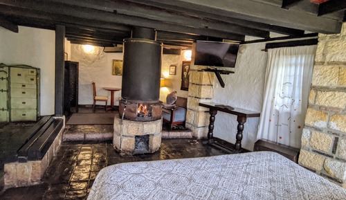 Elite Room, 1 King Bed, Fireplace (Recuerdo)