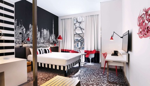 Standard Room, 1 Double Bed - Free shuttle service to Dubai Mall & La Mer Beach & DXB Airport drop-o