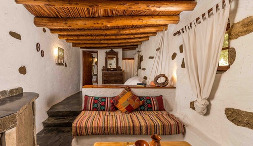 Traditional Cottage, Sea View (Harmony)