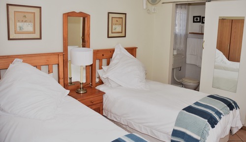 Comfort Room (4)