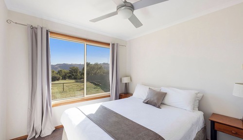 Deluxe Cabin - Sleeps 8