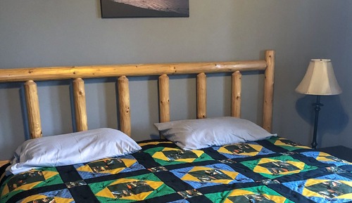Cottage (4-bed lakeview cottage)