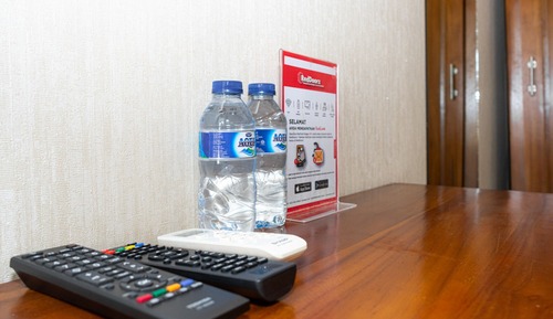 Double Room (RedDoorz)