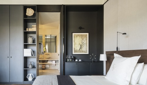 Santanyi Suite