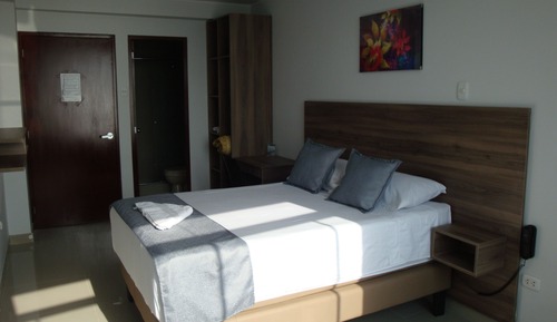 Economy Room