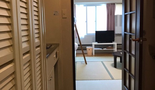 Apartment (804)