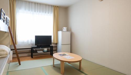 Apartment (209)