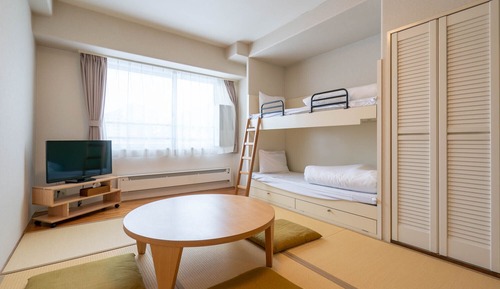 Apartment (911)