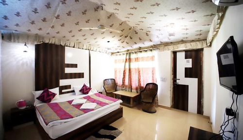 Premium Deluxe Cottage