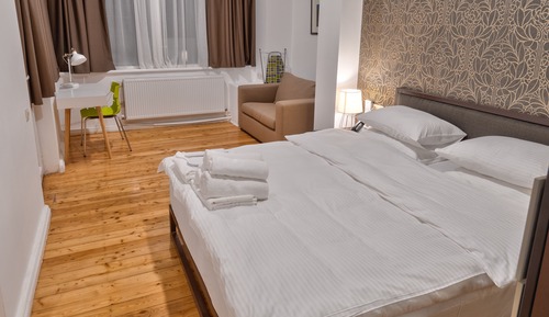 Apartment (3)