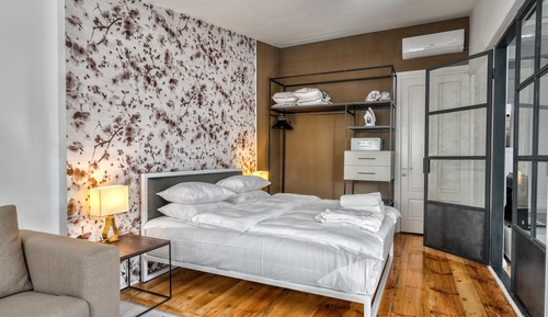 Apartment (2)