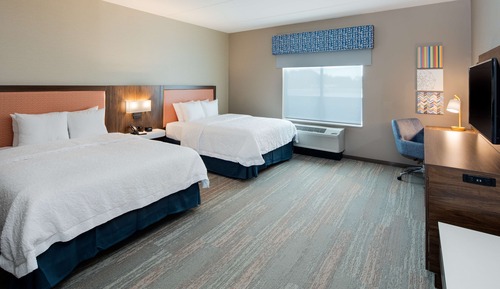 Room, 2 Queen Beds, Accessible, Bathtub