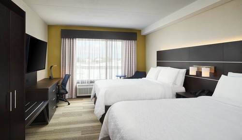 Standard Room, 2 Queen Beds, Accessible Bathtub (Mobility)