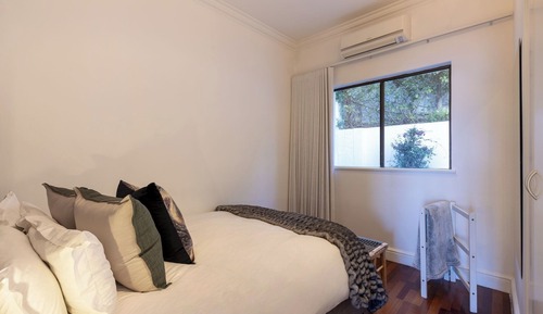 Clifton YOLO Spaces Clifton Beachfront Magic
