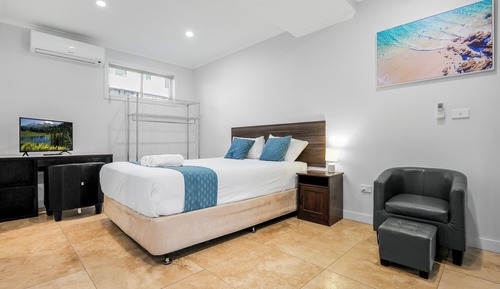 Studio, 1 Queen Bed