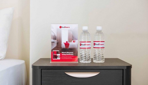 Family Room (Reddoorz)