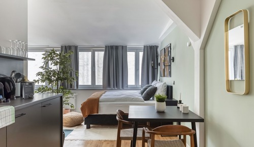 Suite M