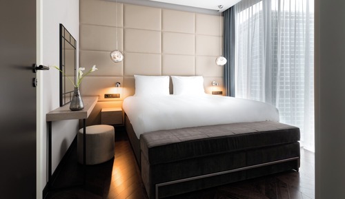 Suite, 2 Bedrooms, City View (Top Floor)