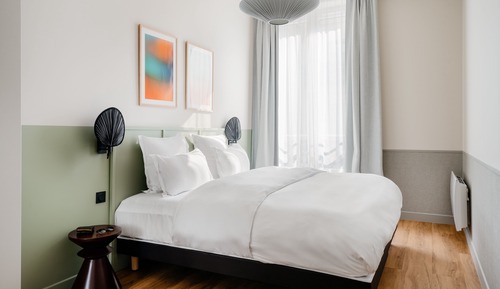 Deluxe Apartment