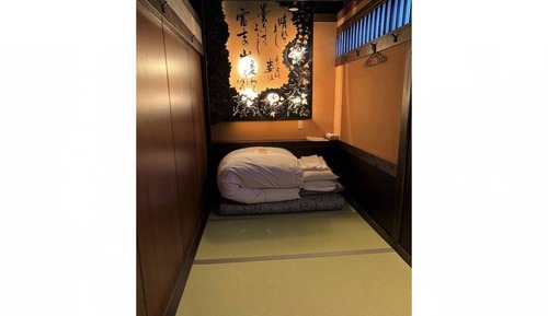 Standard Double Room, Shared Bathroom