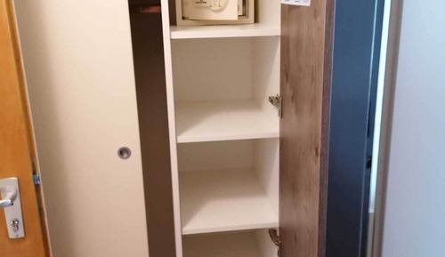 Economy Single Room, Ensuite