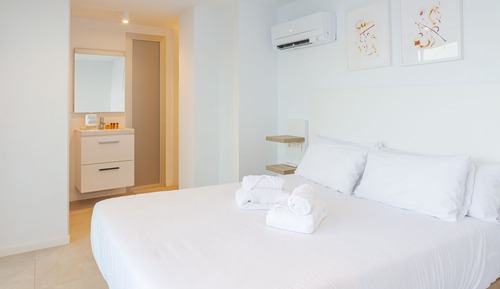 Premium Penthouse, 3 Bedrooms, Terrace, Sea View