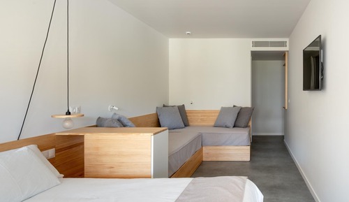 Deluxe Room, City View