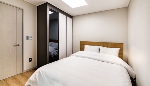 Deluxe Penthouse, 1 Bedroom, Terrace (Netflix available)