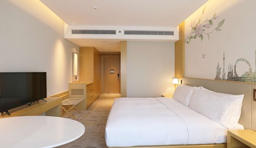 Room, 1 King Bed (High Floor)