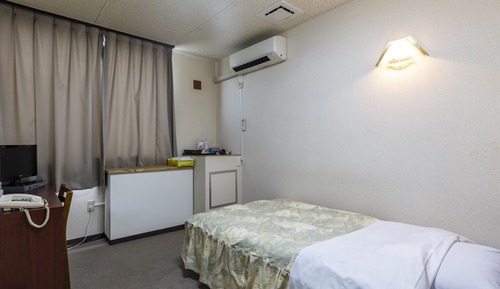 Single Room with Shared Bathroom, Smoking