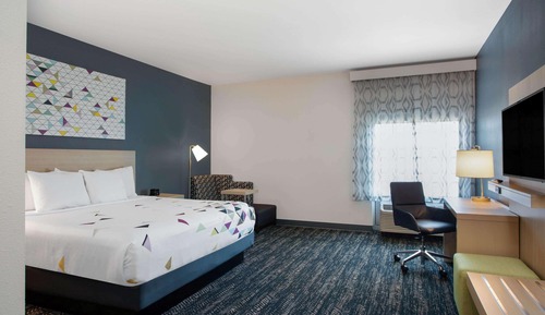 Studio Suite, 1 King Bed, Non Smoking