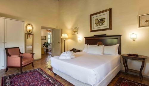 Junior Suite with Spa Access