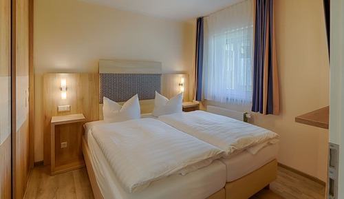 Apartment, 1 Bedroom, Balcony (with kitchen and living room)