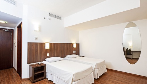 Deluxe Twin Room, Accessible