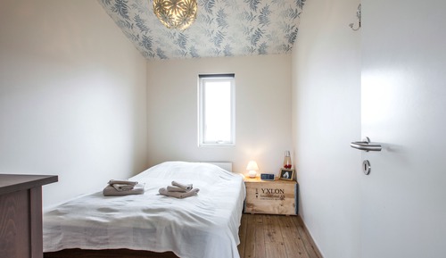 Double or Twin Room, Shared Bathroom