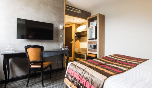 Room (Business Premier)