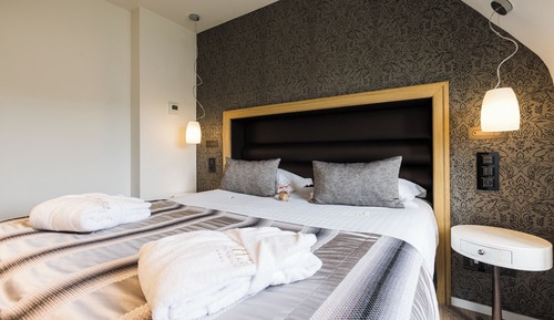 Suite (Plaza)
