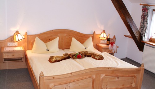 Double Room (Modern)