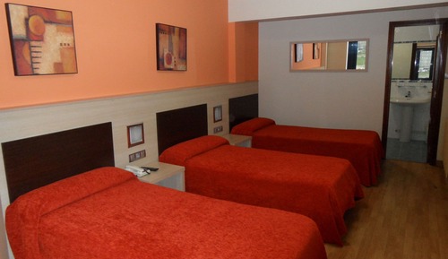Triple Room