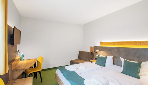 Economy Triple Room