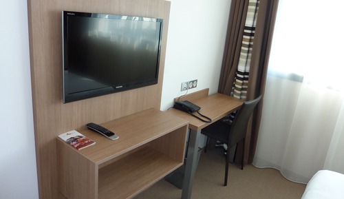 Family Room, Terrace