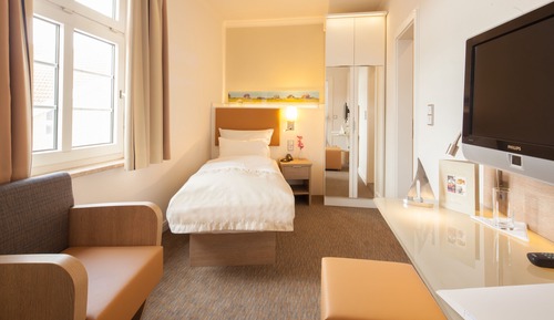 Standard Single Room