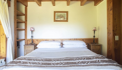 Cabin (For 4 People)