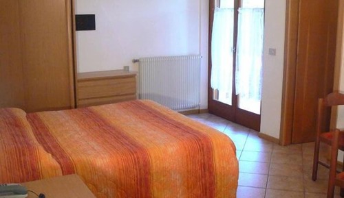 Standard Apartment, Kitchenette