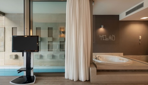 Executive Suite, Private Pool, Pool View
