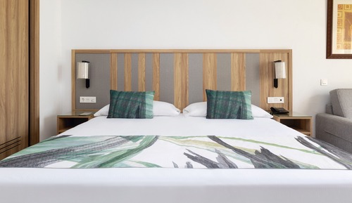 Double Room, Balcony